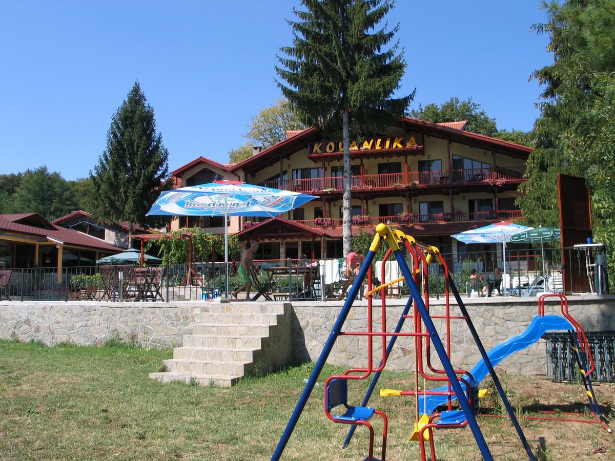 Kovanlika Hotel Razgrad Экстерьер фото